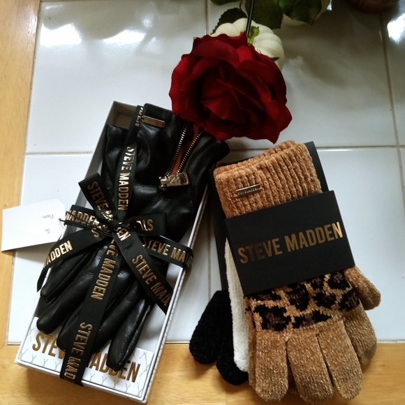 Steve Madden Accessories - Steve Madden Black and Tan Gloves with Leopard Design